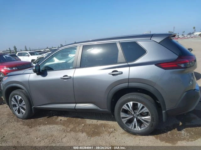 Nissan Rogue SV FWD, снимка 14 - Автомобили и джипове - 47689110