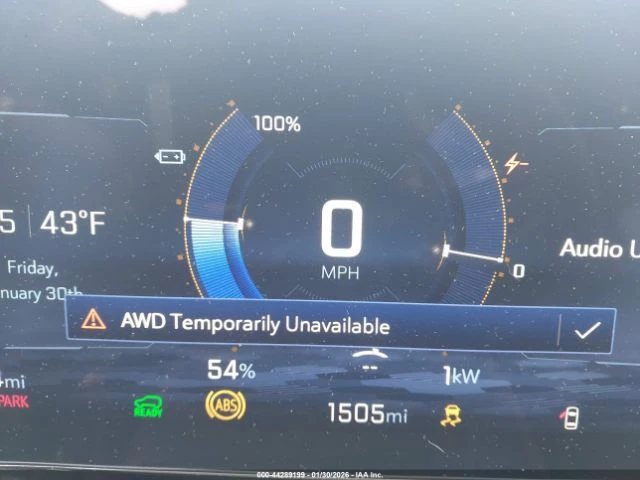 Chevrolet Equinox EV RS AWD, снимка 14 - Автомобили и джипове - 54456863