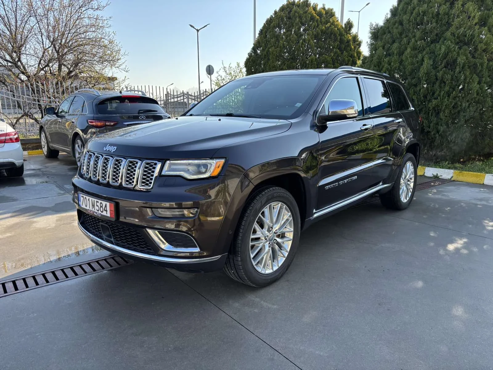 Jeep Grand cherokee 5, 7 hemi summit - изображение 3