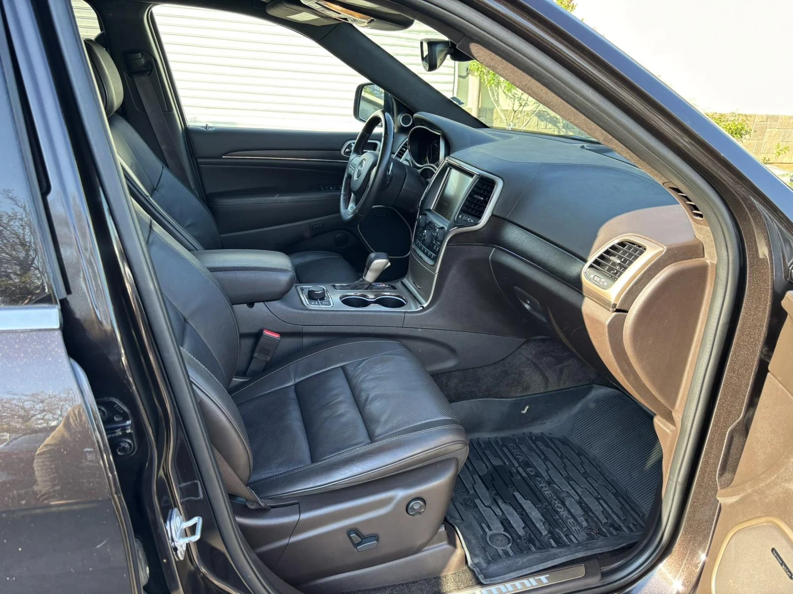 Jeep Grand cherokee 5, 7 hemi summit - изображение 9