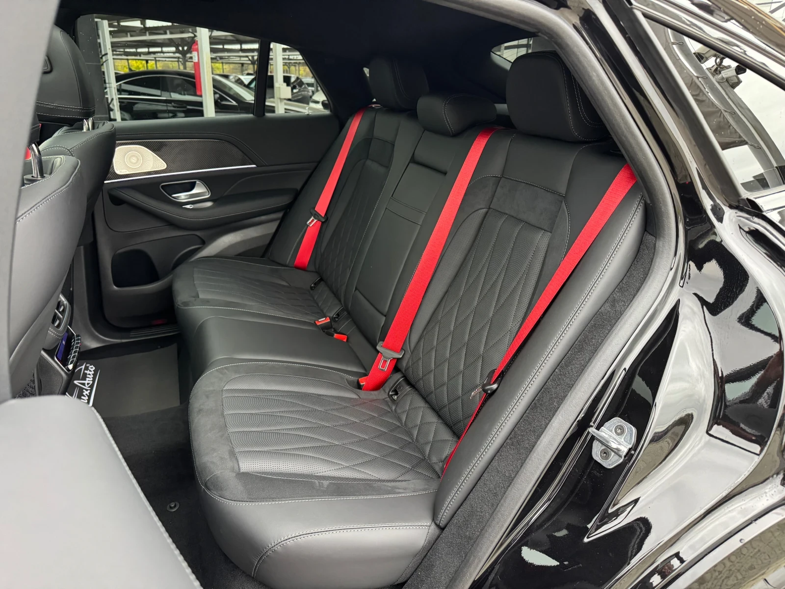 Mercedes-Benz GLE 63 S AMG COUPE#DESIGNO#FULL FULL#2025г#5500КМ - изображение 9