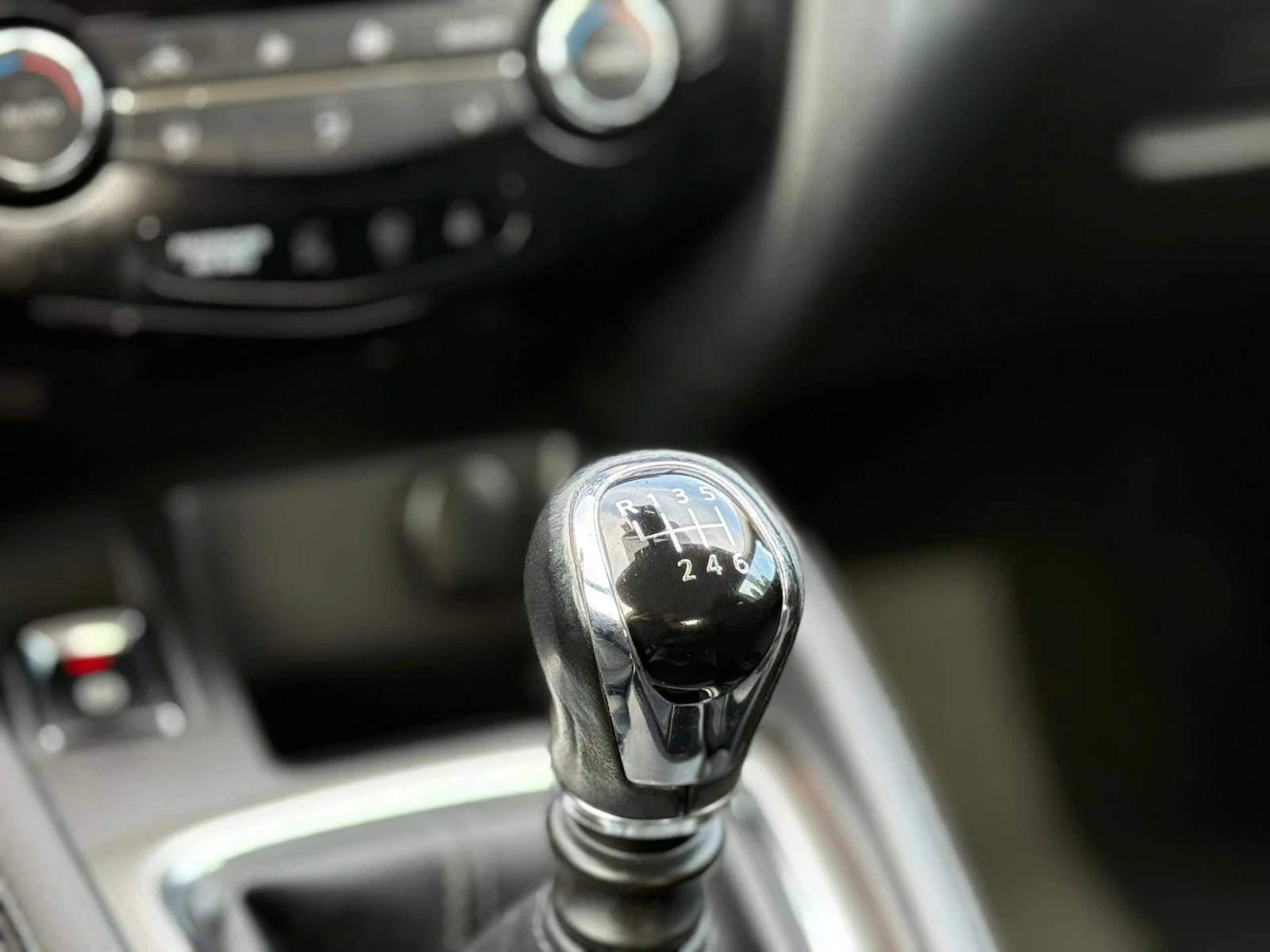 Nissan Qashqai 1.2 DIG-T Acenta - изображение 9