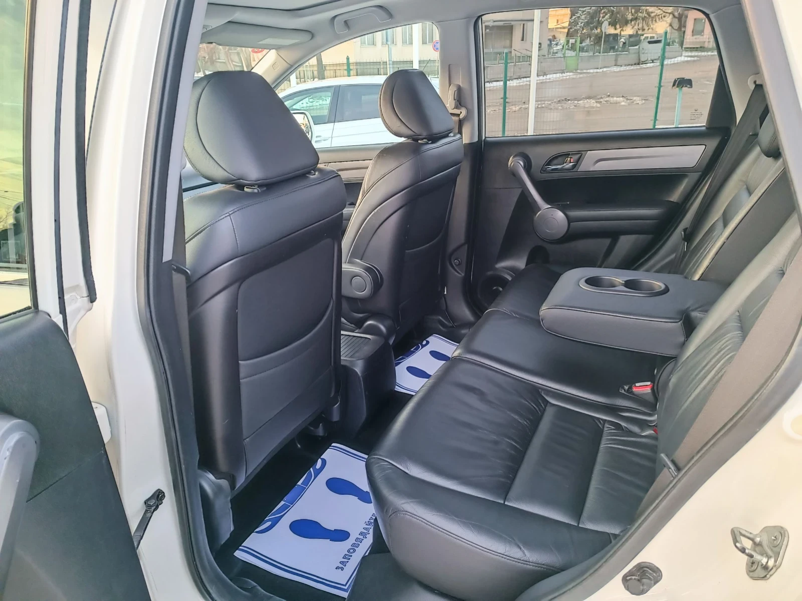 Honda Cr-v 2.0i-150кс-ШВЕЙЦАРИЯ-РЪЧКА-6ск - изображение 10