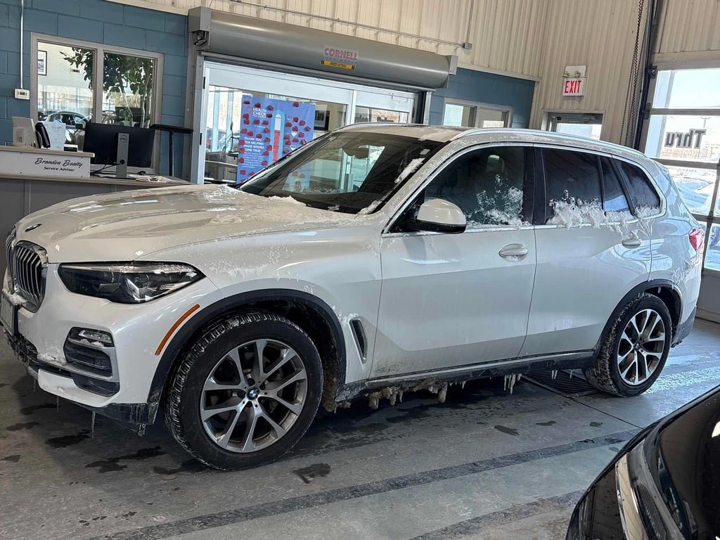 BMW X5  xDrive40i * CARFAX * ПАНОРАМА* ПОДГРЕВИ*  - изображение 3