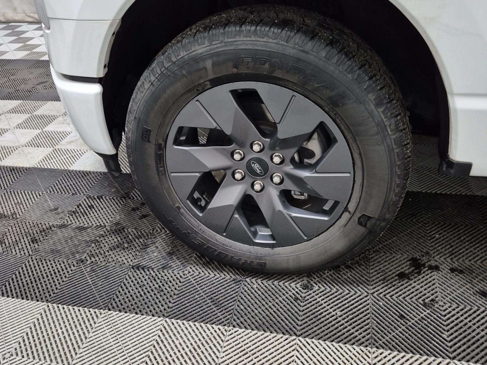 Ford F150 LIGHTNING| ��������| CARFAX| ��� ������������ ���� | Mobile.bg � ����������� 15