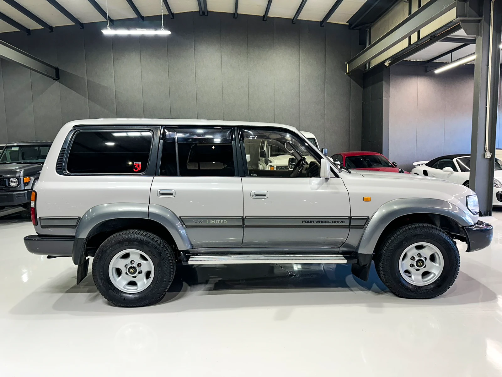 Toyota Land cruiser 80 VX Limited   - изображение 9