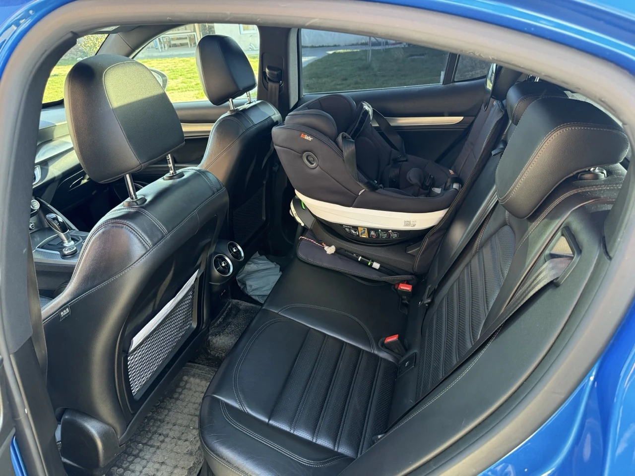 Alfa Romeo Stelvio, снимка 13 - Автомобили и джипове - 54119909