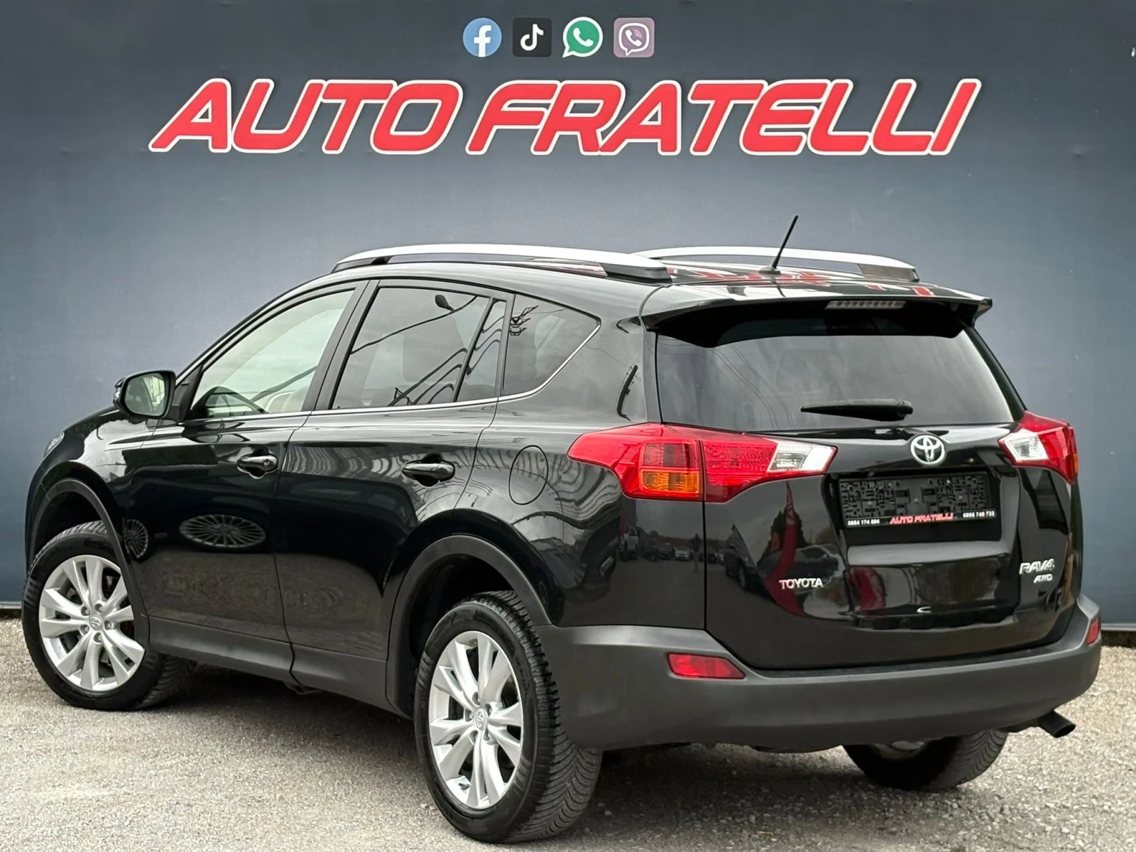 Toyota Rav4 2.2D 4WD ЛИЗИНГ* БАРТЕР* ЗАКУПЕН ОТ ПРЕДСТАВИТЕЛСТ, снимка 4 - Автомобили и джипове - 54200375