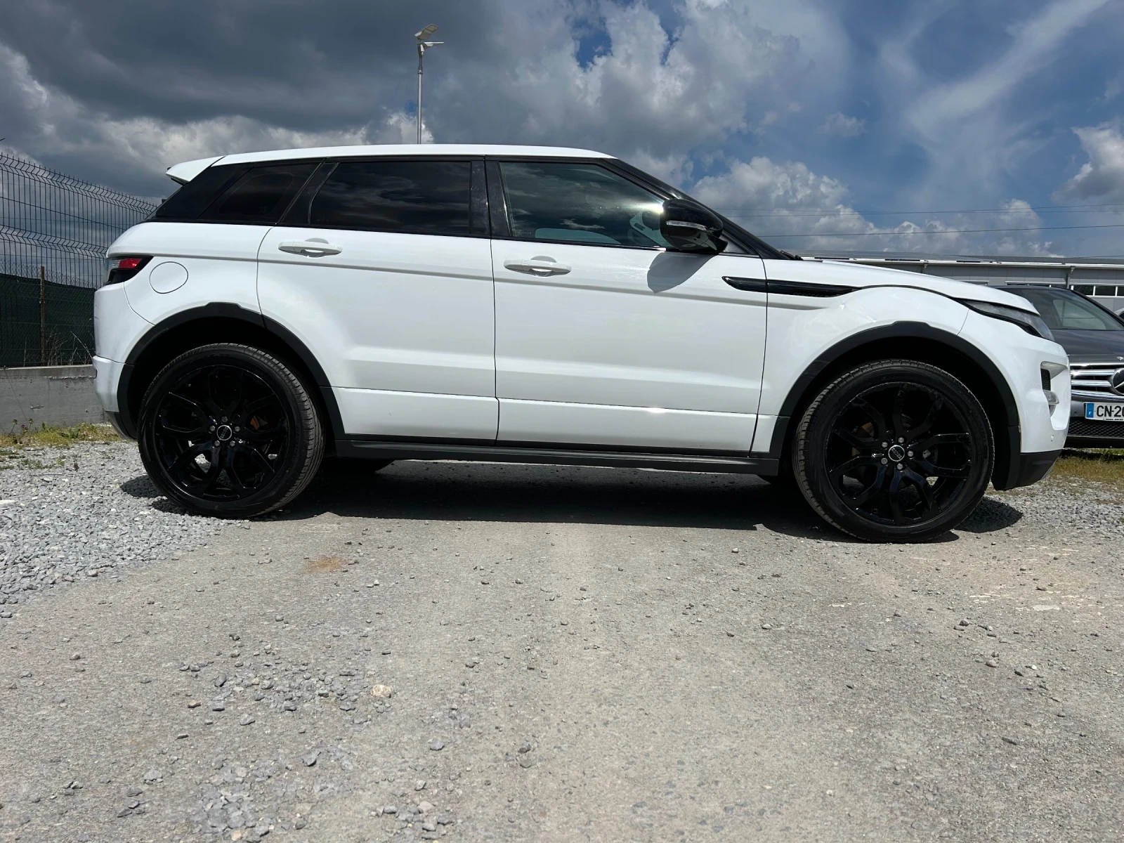 Land Rover Range Rover Evoque 2.2TDi/4x4/AUTOMATIC/150K.C./KAMERA/LED | Mobile.bg � ����������� 6