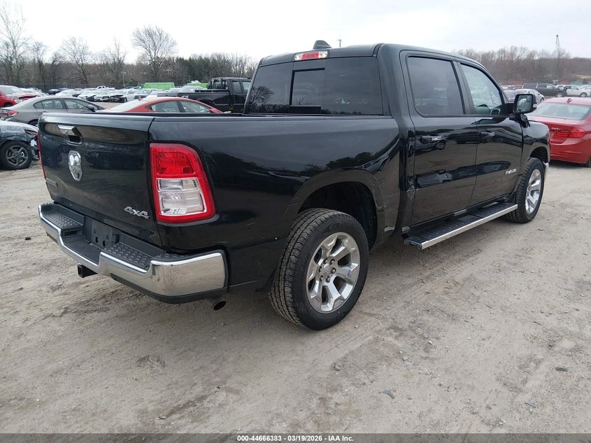 Dodge RAM 1500 3.6l Big Horn 4X4 5'7 Box, снимка 4 - Автомобили и джипове - 54307571