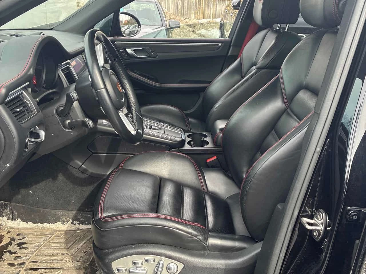 Porsche Macan * GTS * КЛИП НА МОТОРА * ОТ ПРЕДСТАВИТЕЛСТВО, снимка 11 - Автомобили и джипове - 54365800