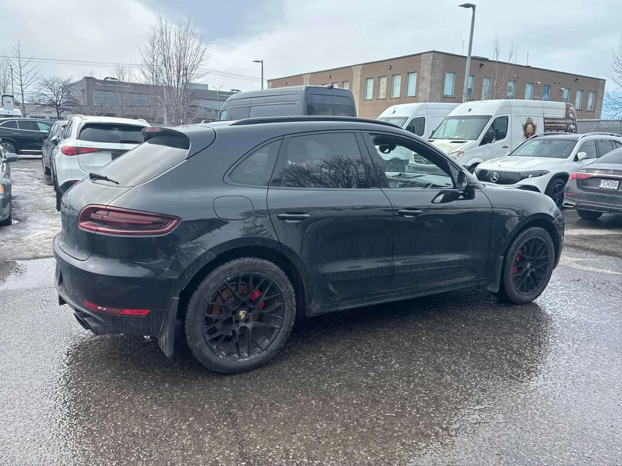 Porsche Macan * GTS * КЛИП НА МОТОРА * ОТ ПРЕДСТАВИТЕЛСТВО, снимка 4 - Автомобили и джипове - 54365800