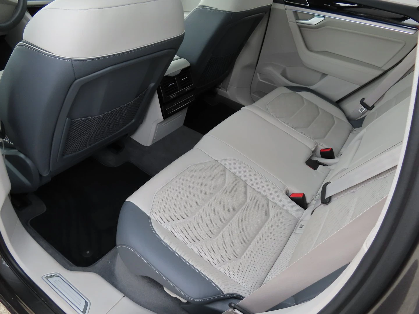 VW Touareg | Mobile.bg � ����������� 7