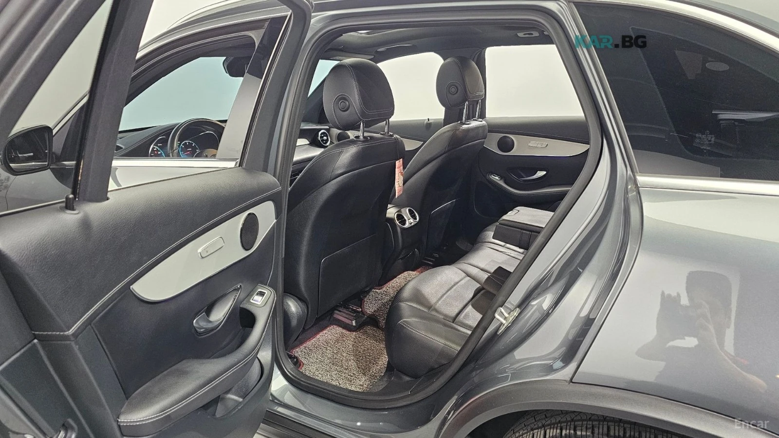 Mercedes-Benz GLC 220 AMG* ОБДУХВАНЕ* DIGITAL* HEADUP* CAMERA* , снимка 11 - Автомобили и джипове - 54950225