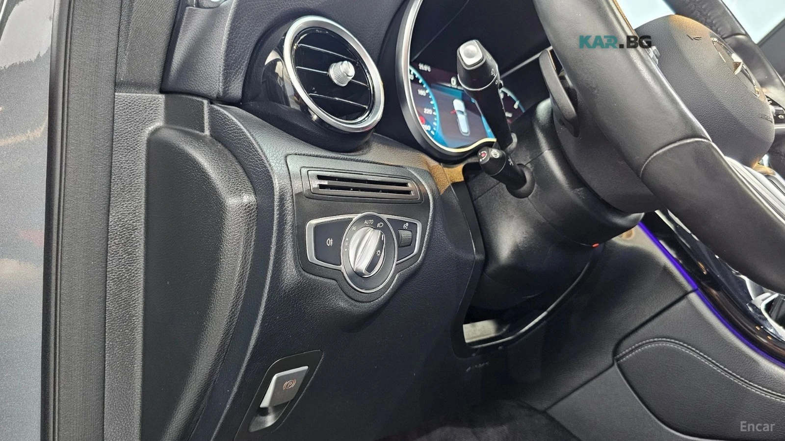 Mercedes-Benz GLC 220 AMG* ОБДУХВАНЕ* DIGITAL* HEADUP* CAMERA* , снимка 14 - Автомобили и джипове - 54950225