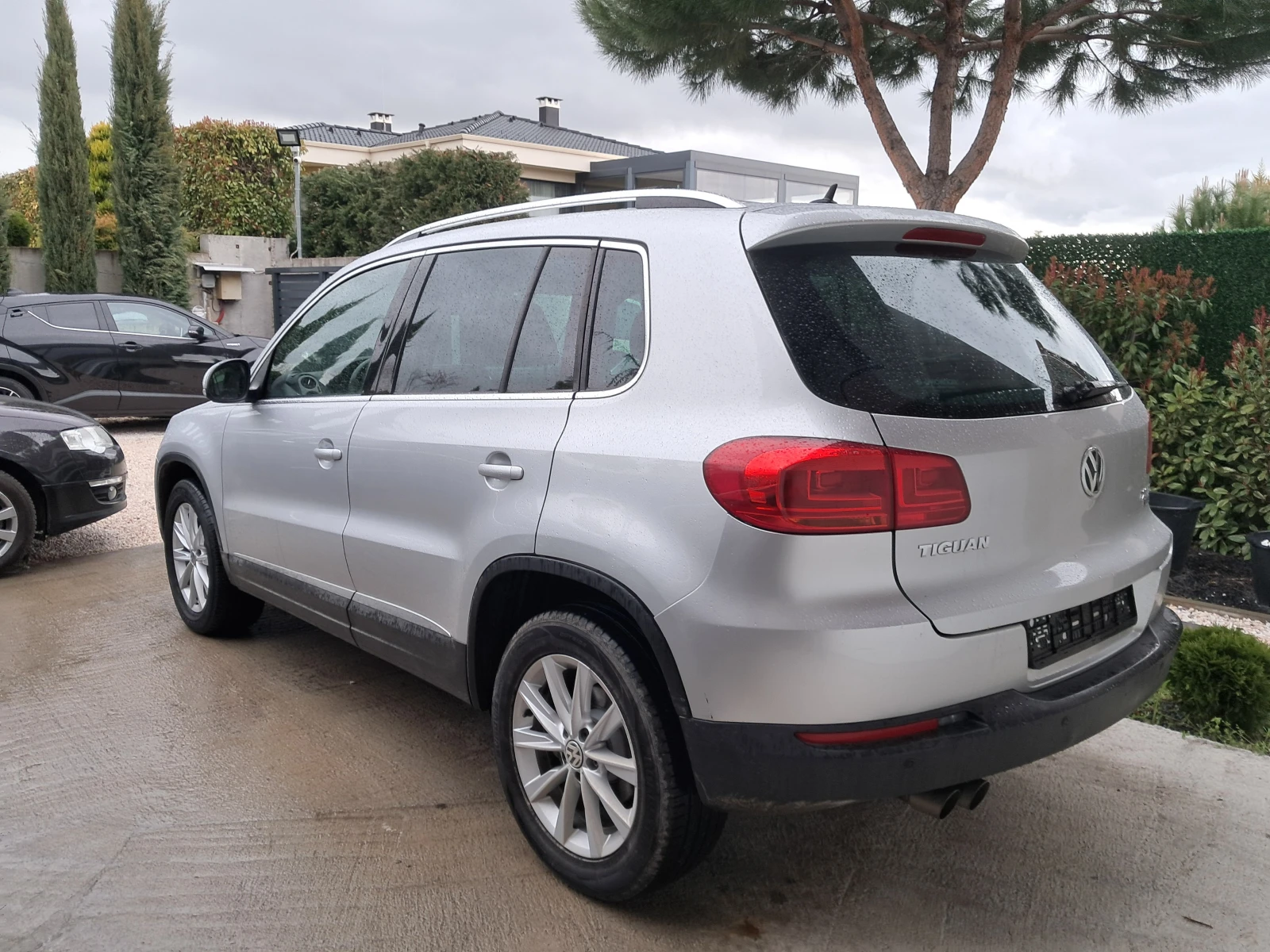 VW Tiguan TDI-149000 км., снимка 3 - Автомобили и джипове - 55143912