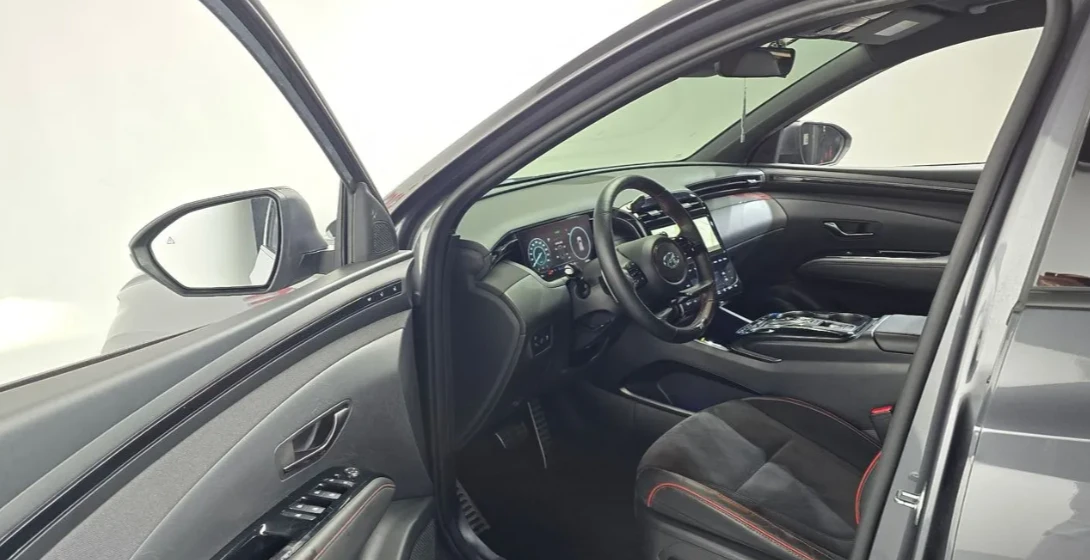 Hyundai Tucson * АВТО КРЕДИТ* ЦЕНА ДО БГ * Сервизна история * , снимка 8 - Автомобили и джипове - 55301718