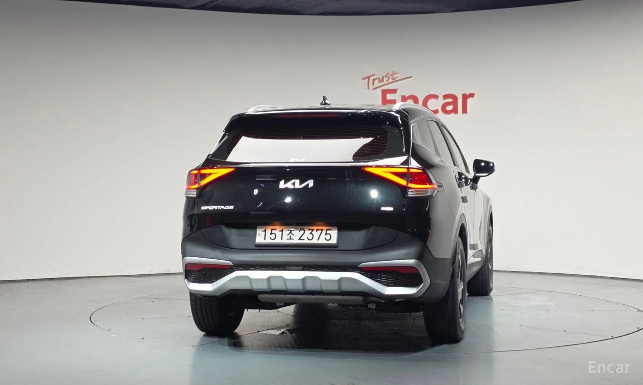 Kia Sportage 1.6 Hybrid* Prestige* ПОДГРЕВ* ОБДУХВАНЕ* КАМЕРА* , снимка 4 - Автомобили и джипове - 55301972