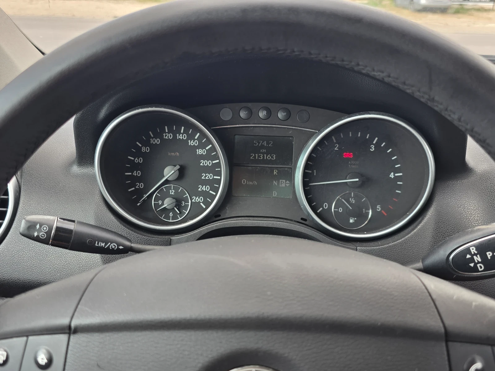 Mercedes-Benz ML 320 НА ПРУЖИНИ, снимка 12 - Автомобили и джипове - 55663200