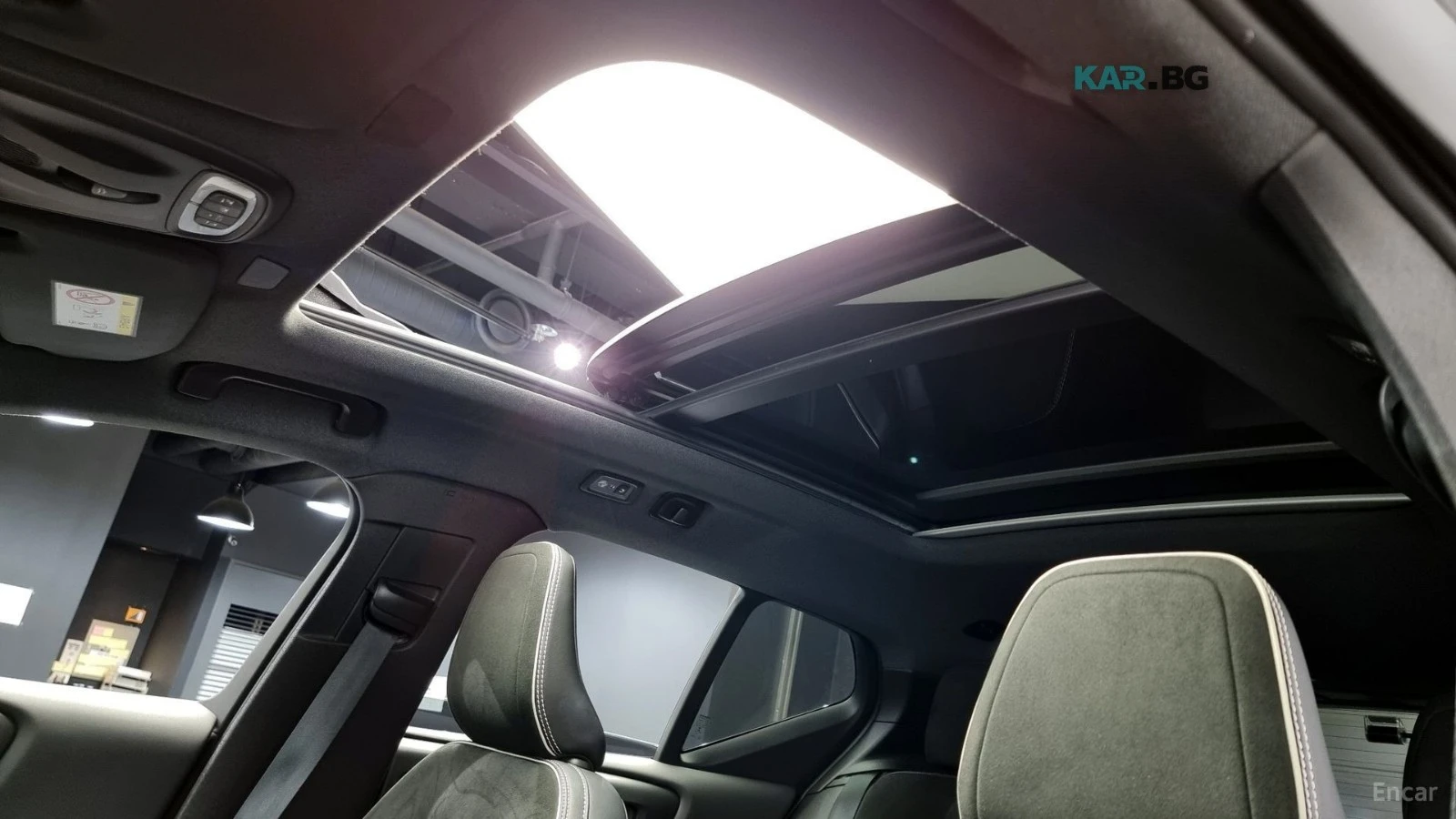 Volvo XC40 R-DESIGN* ПОДГРЕВ* КАМЕРА* ПАНОРАМА* KEYLESS* , снимка 15 - Автомобили и джипове - 55736557