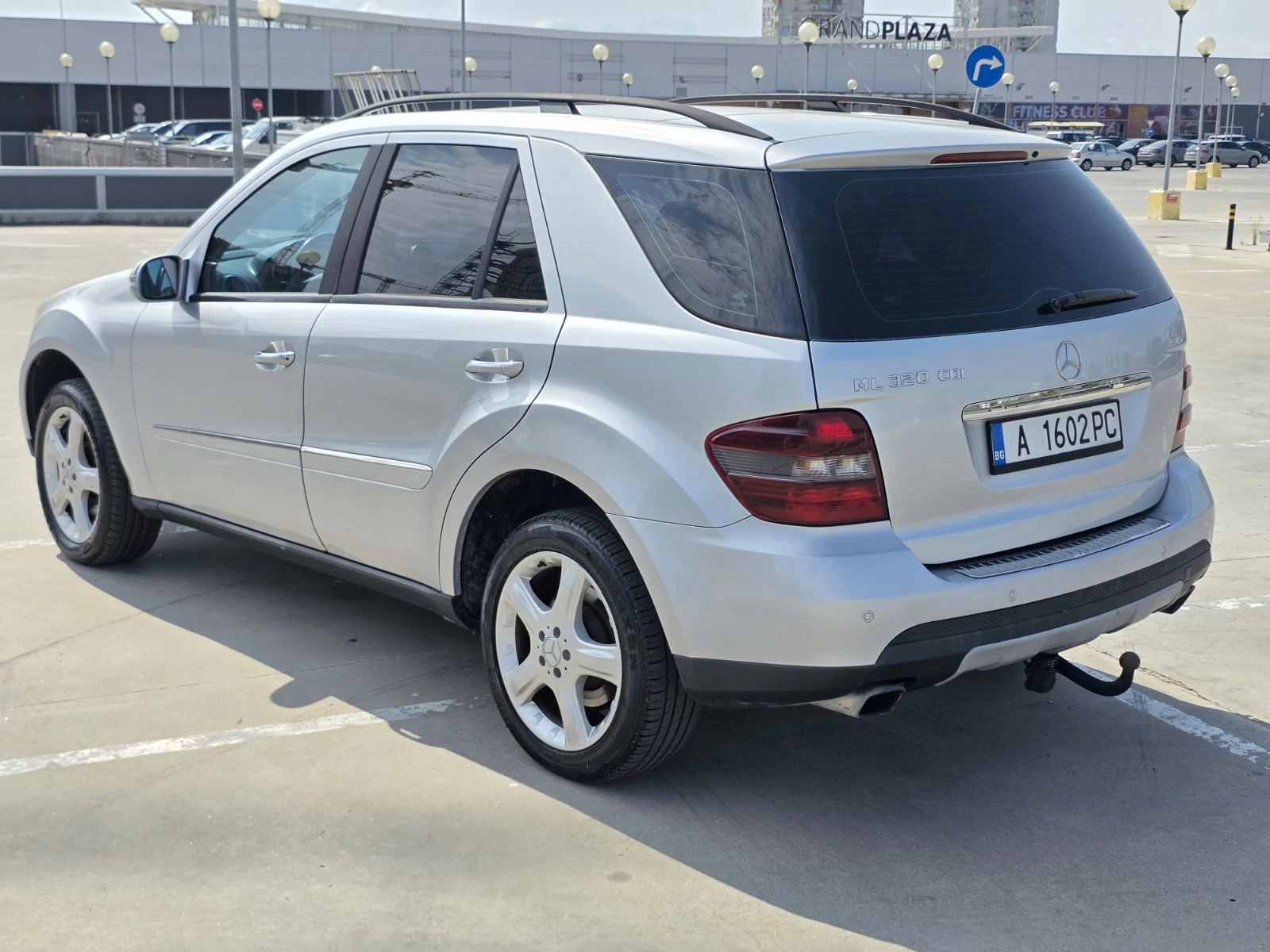 Mercedes-Benz ML 320 4 Matic, снимка 3 - Автомобили и джипове - 55831670