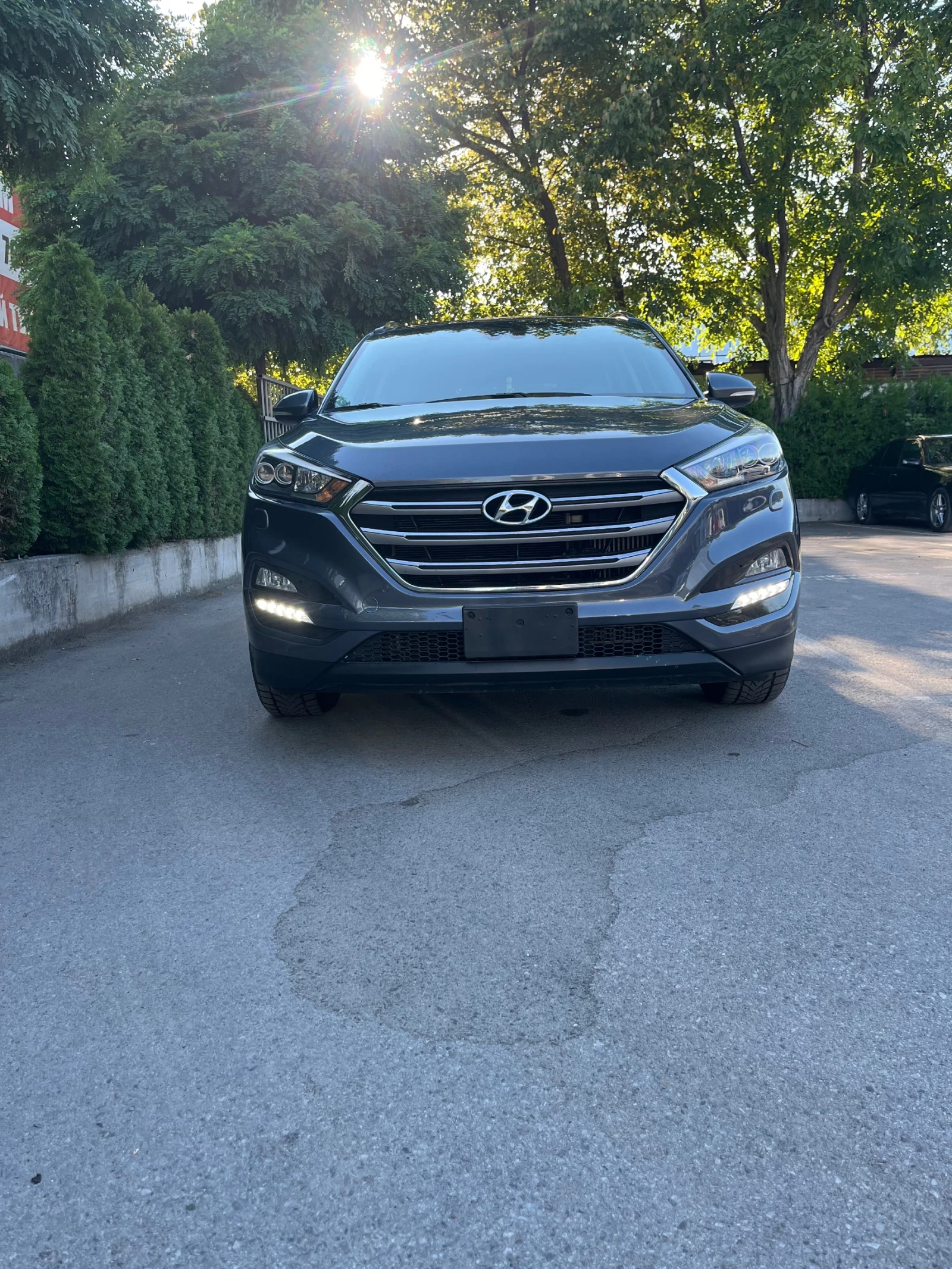 Hyundai Tucson 2.0 CRDI 4x4, снимка 3 - Автомобили и джипове - 55910654