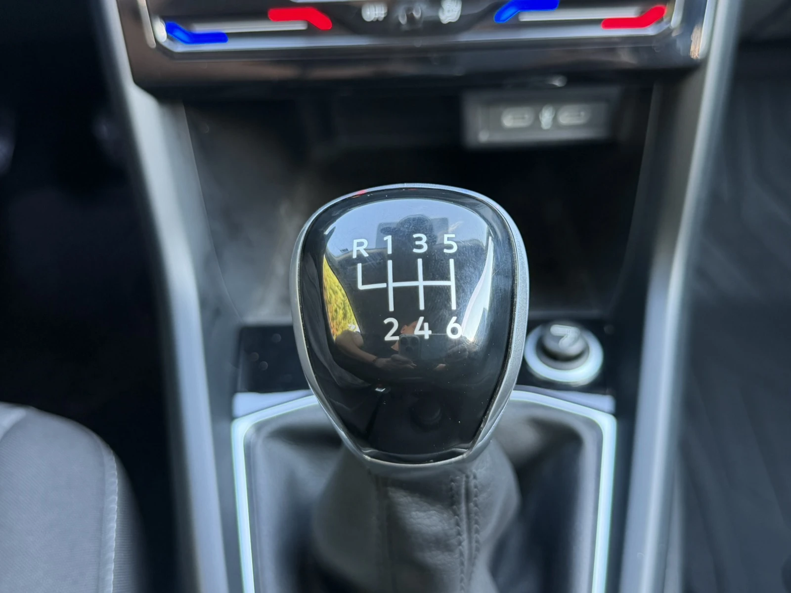 VW T-Cross 1.0TSI 110hp | Mobile.bg � ����������� 5