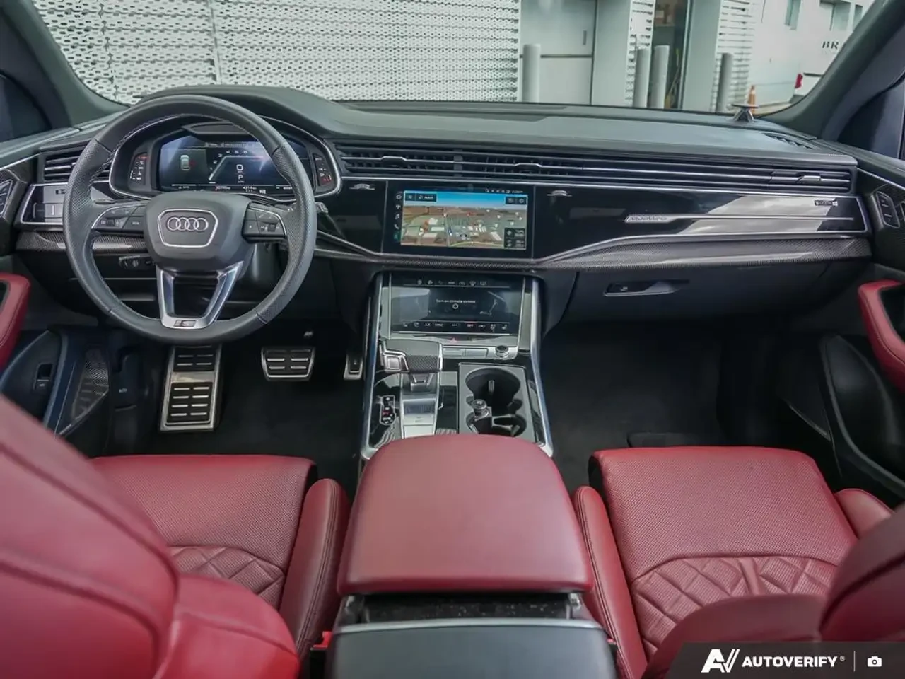 Audi SQ8, снимка 11 - Автомобили и джипове - 56227087