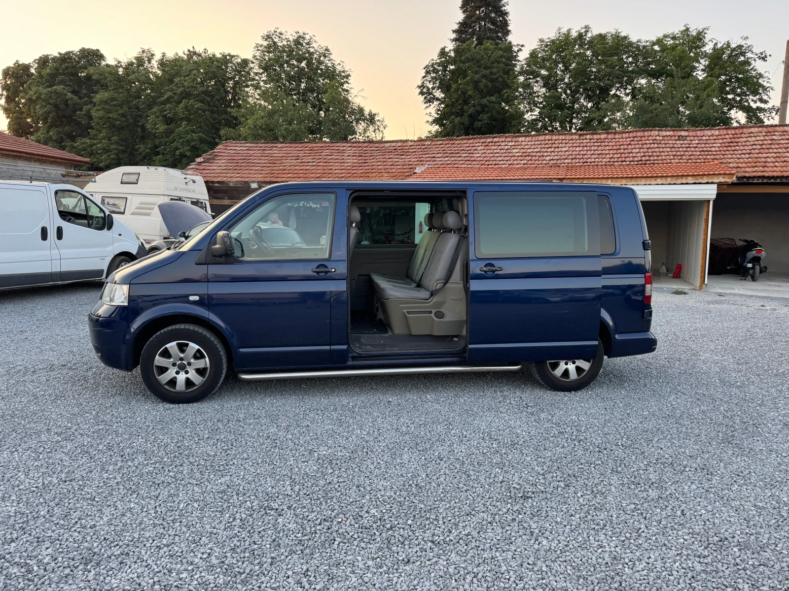 VW Transporter 2.5тди 174к.с ДУБЪЛ-КЛИМАТИК-МАКСИ - изображение 9
