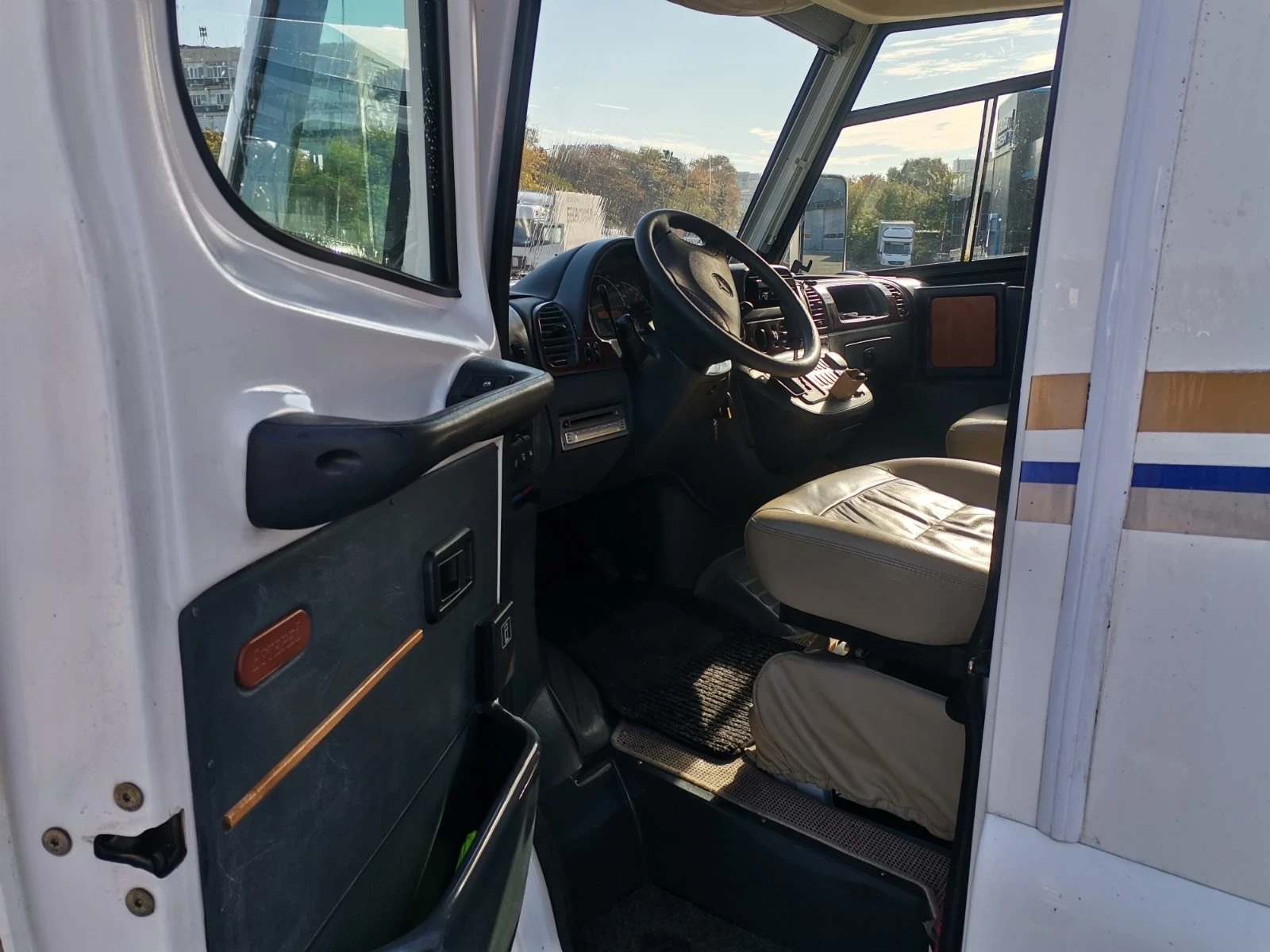 Кемпер Esterel Mercedes 316 - изображение 5