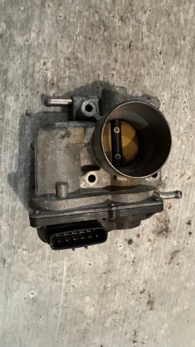 Дроселова Клапа за Mazda 2 2009 - ZJ3813640 / 11010042610L29, снимка 2 - Части - 52841687