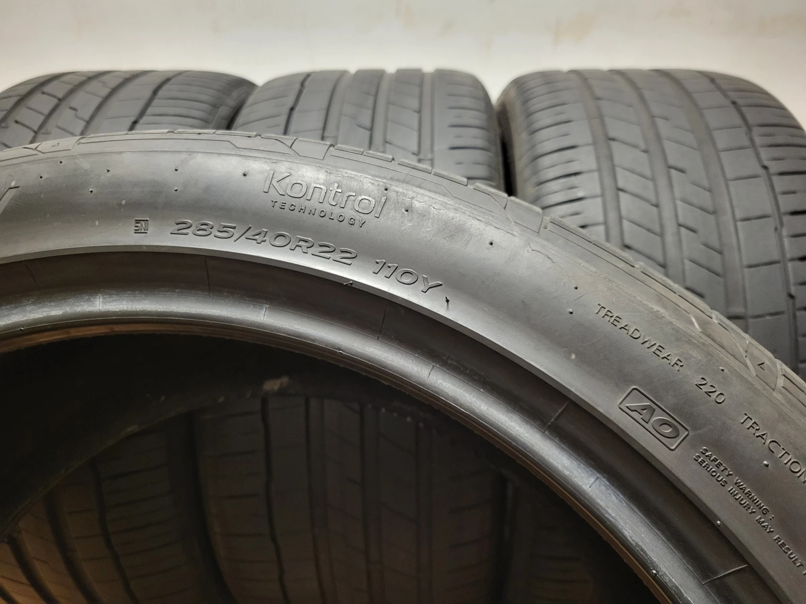 Гуми Летни 285/40R22, снимка 12 - Гуми и джанти - 55664084