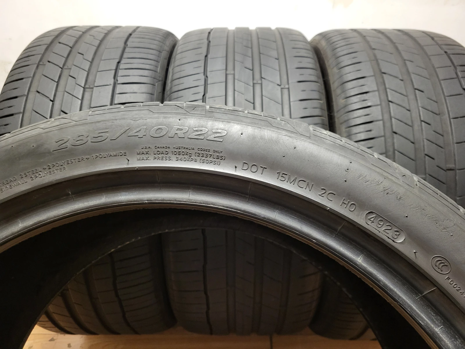 Гуми Летни 285/40R22, снимка 10 - Гуми и джанти - 55664084