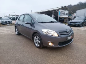Toyota Auris 1.8i-147кс-ШВЕЙЦАРИЯ-РЪЧКА-6ск-FACELIFT-KEYLESS, снимка 2