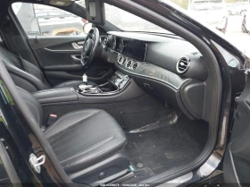 Mercedes-Benz E 300 BURMESTER/ПАНОРАМА/ПОДГРЕВИ/ПАМЕТ - 30800 лв. / 15747.79 € - 41620546 7