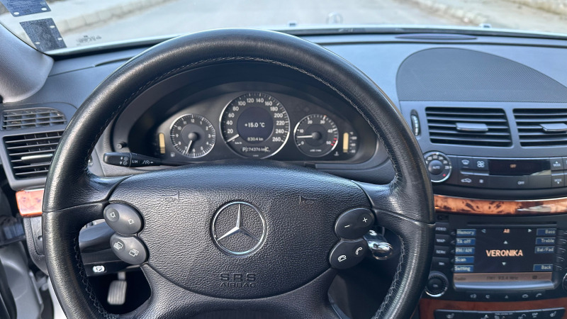 Mercedes-Benz E 320 4matic EVO , снимка 16 - Автомобили и джипове - 45984850