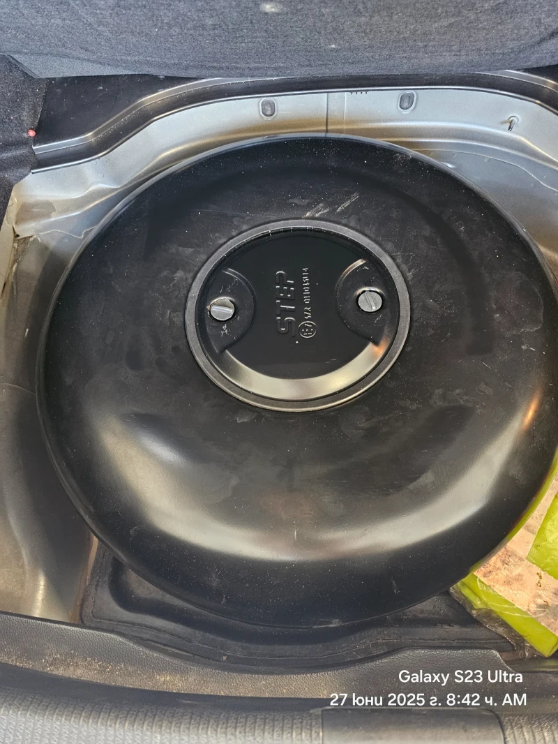 Mercedes-Benz 200 1.8, снимка 11 - Автомобили и джипове - 52347605