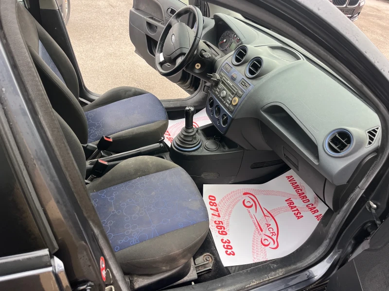 Ford Fiesta 1.25 бензин, снимка 8 - Автомобили и джипове - 49147378