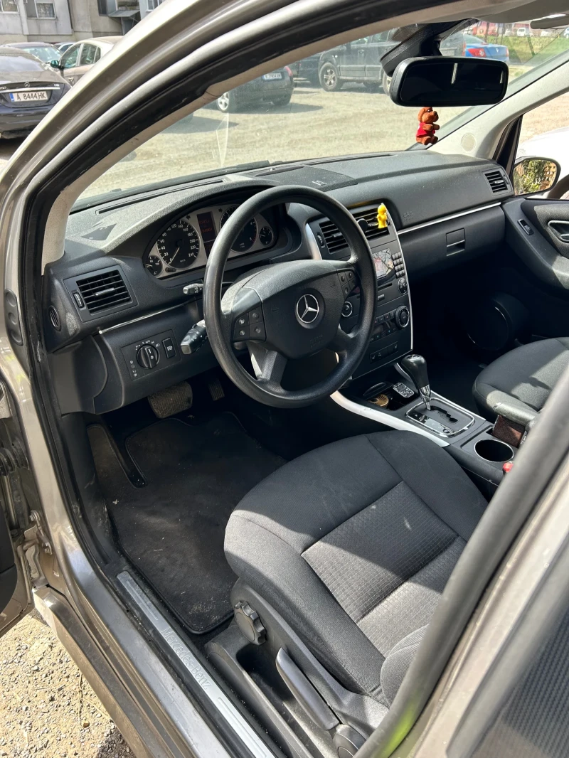 Mercedes-Benz B 180 1.8, снимка 5 - Автомобили и джипове - 49564861