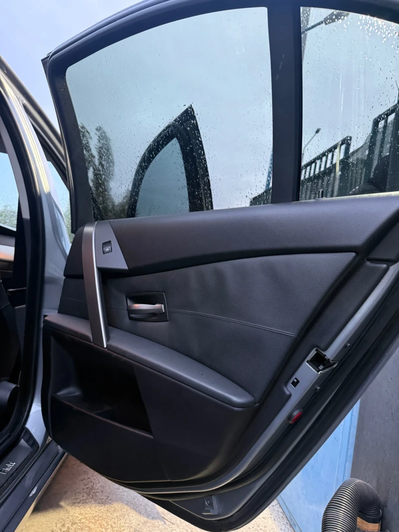 BMW 525 2.5xi, снимка 12 - Автомобили и джипове - 52008586