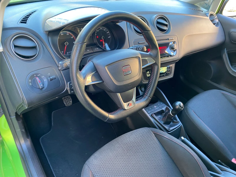 Seat Ibiza 1.2TSI SPORT Швейцария, снимка 14 - Автомобили и джипове - 52285648