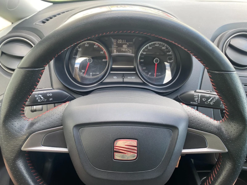 Seat Ibiza 1.2TSI SPORT Швейцария, снимка 8 - Автомобили и джипове - 52285648