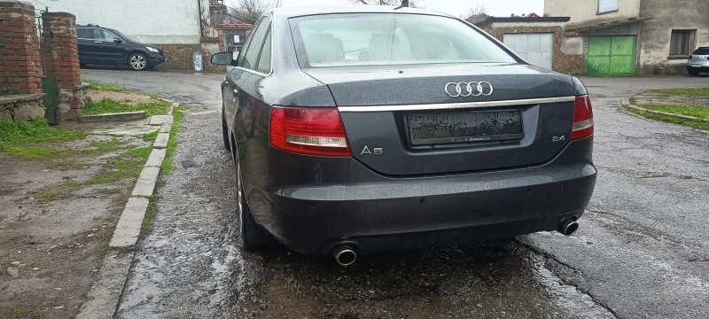 Audi A6 2.4 бензин , снимка 4 - Автомобили и джипове - 52898902