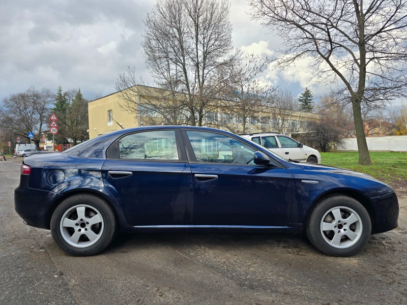 Alfa Romeo 159 1.8 MPI, 2007г., снимка 3 - Автомобили и джипове - 53201445