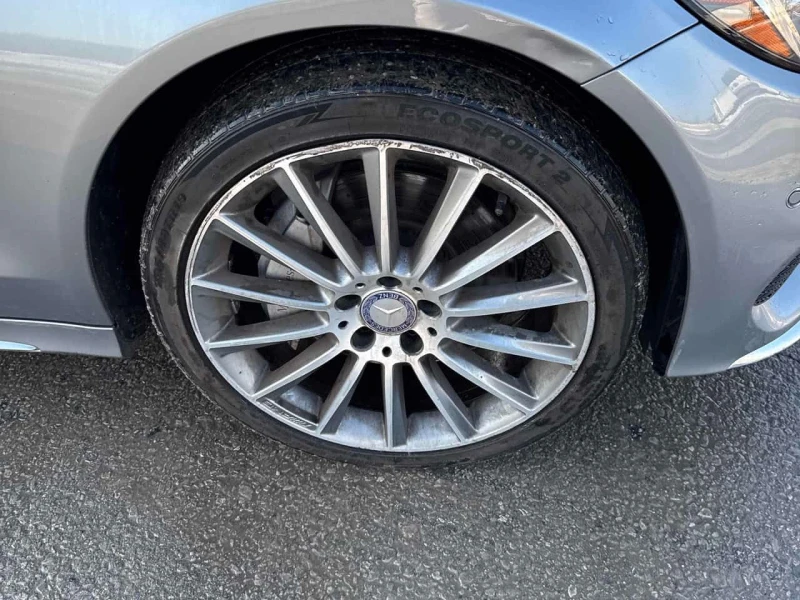 Mercedes-Benz C 400 CARFAX, снимка 7 - Автомобили и джипове - 53591538