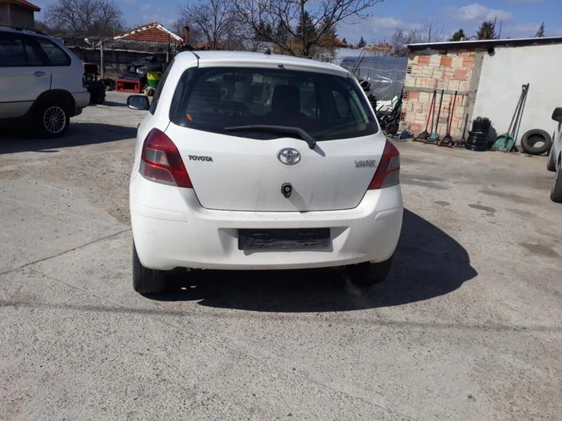 Toyota Yaris 2бр.1.3 99к.с./1.4 D-4D 90k.c., снимка 17 - Автомобили и джипове - 34782883