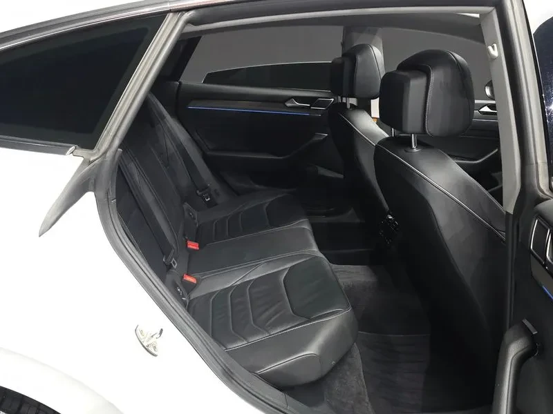 VW Arteon 2.0 TDI - САМО 30% АВАНС, снимка 12 - Автомобили и джипове - 55895276
