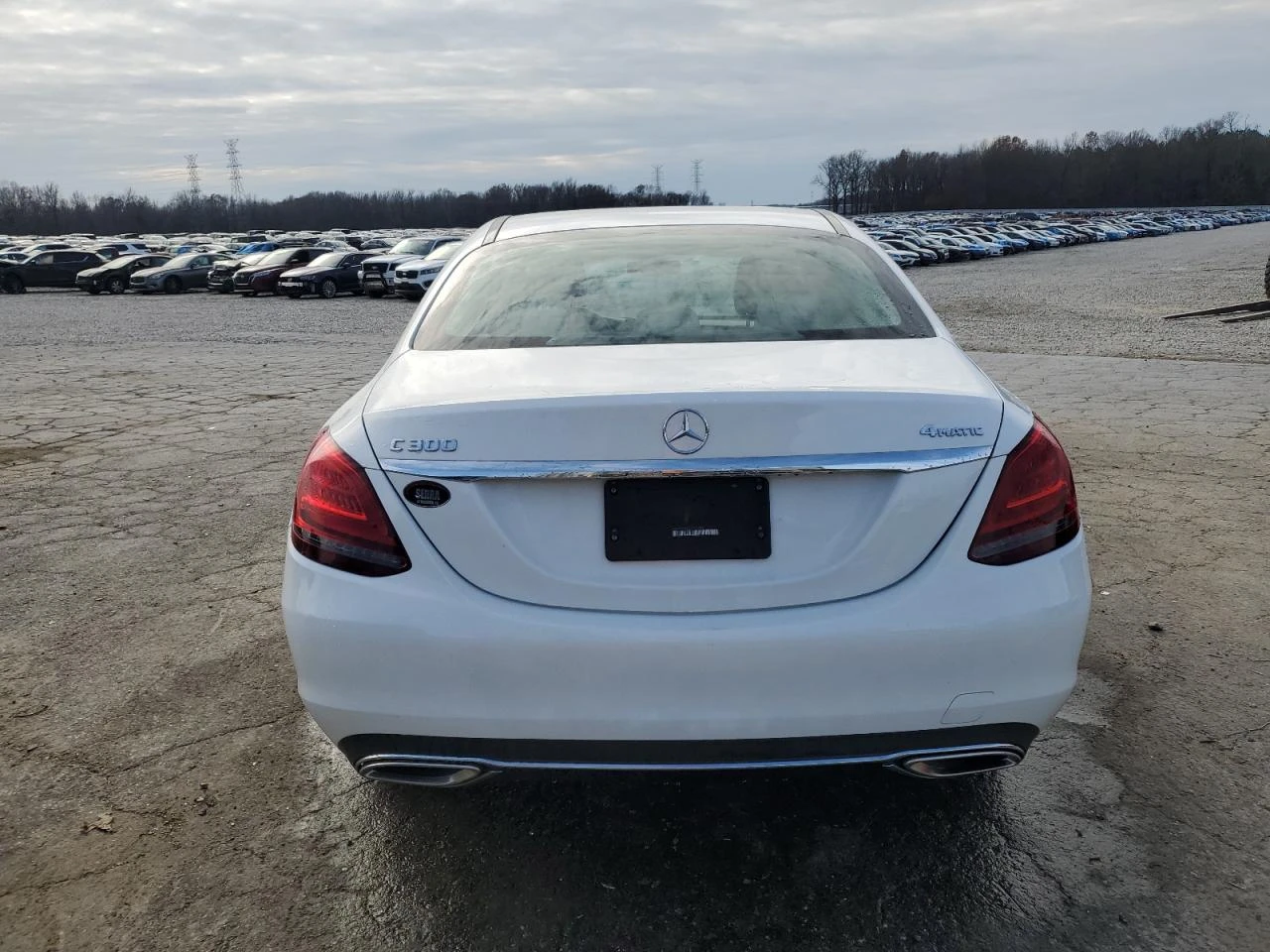 Mercedes-Benz C 300 4MATIC  - изображение 3