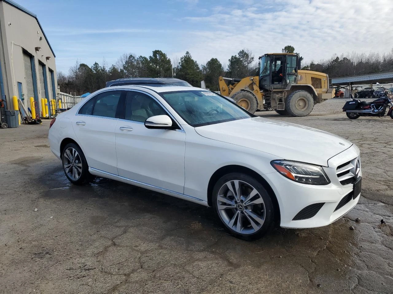 Mercedes-Benz C 300 4MATIC  - изображение 4