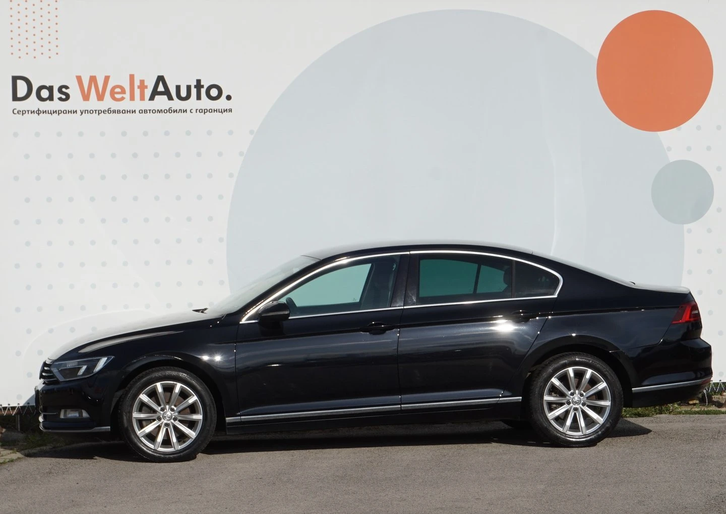 VW Passat Highline 2.0TDI BMT - изображение 2